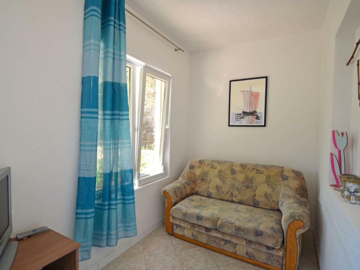 Holiday Home Nikolina By Interhome Vir Exterior foto
