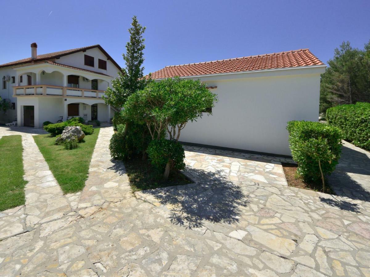 Holiday Home Nikolina By Interhome Vir Exterior foto