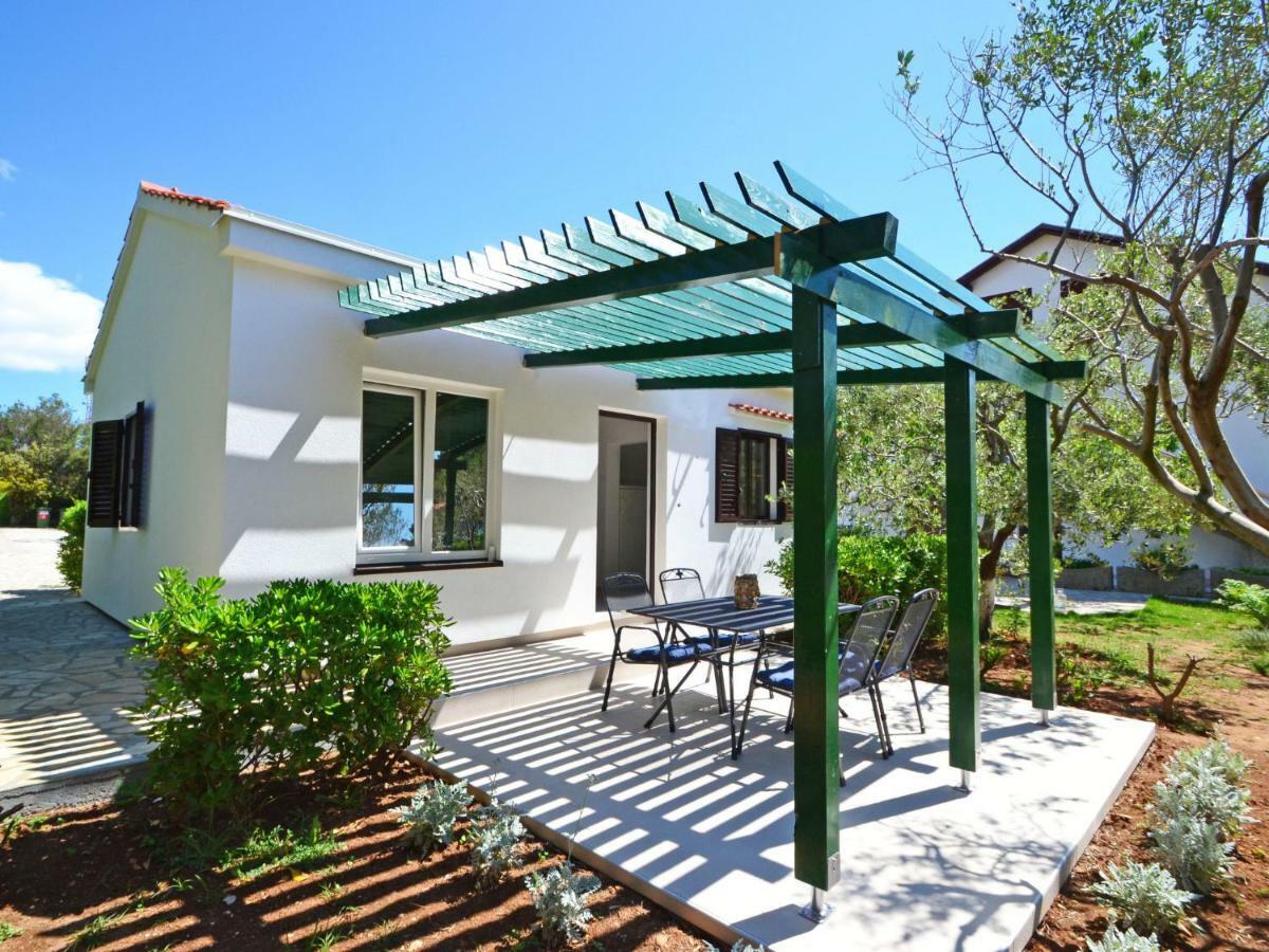 Holiday Home Nikolina By Interhome Vir Exterior foto